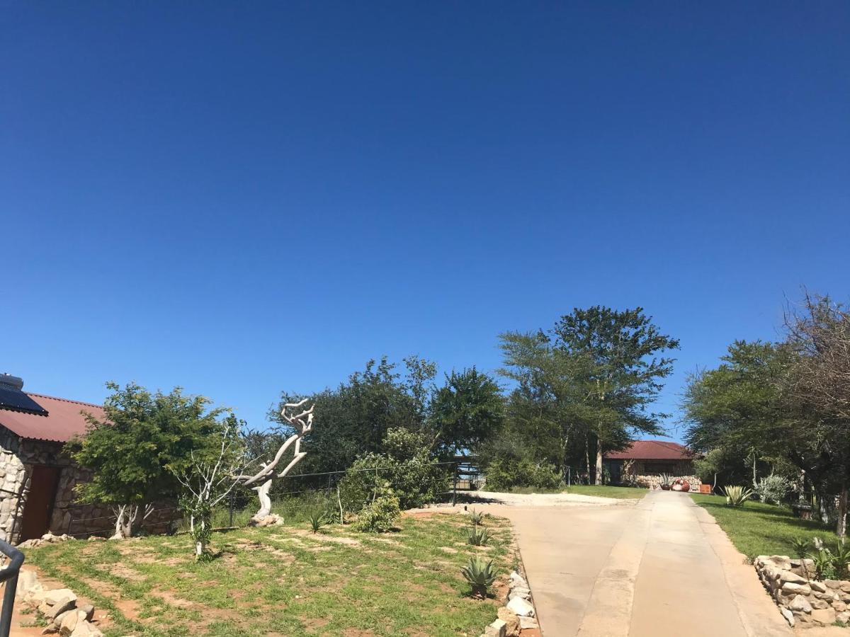 Aloegrove Safari Lodge Otjiwarongo Dış mekan fotoğraf