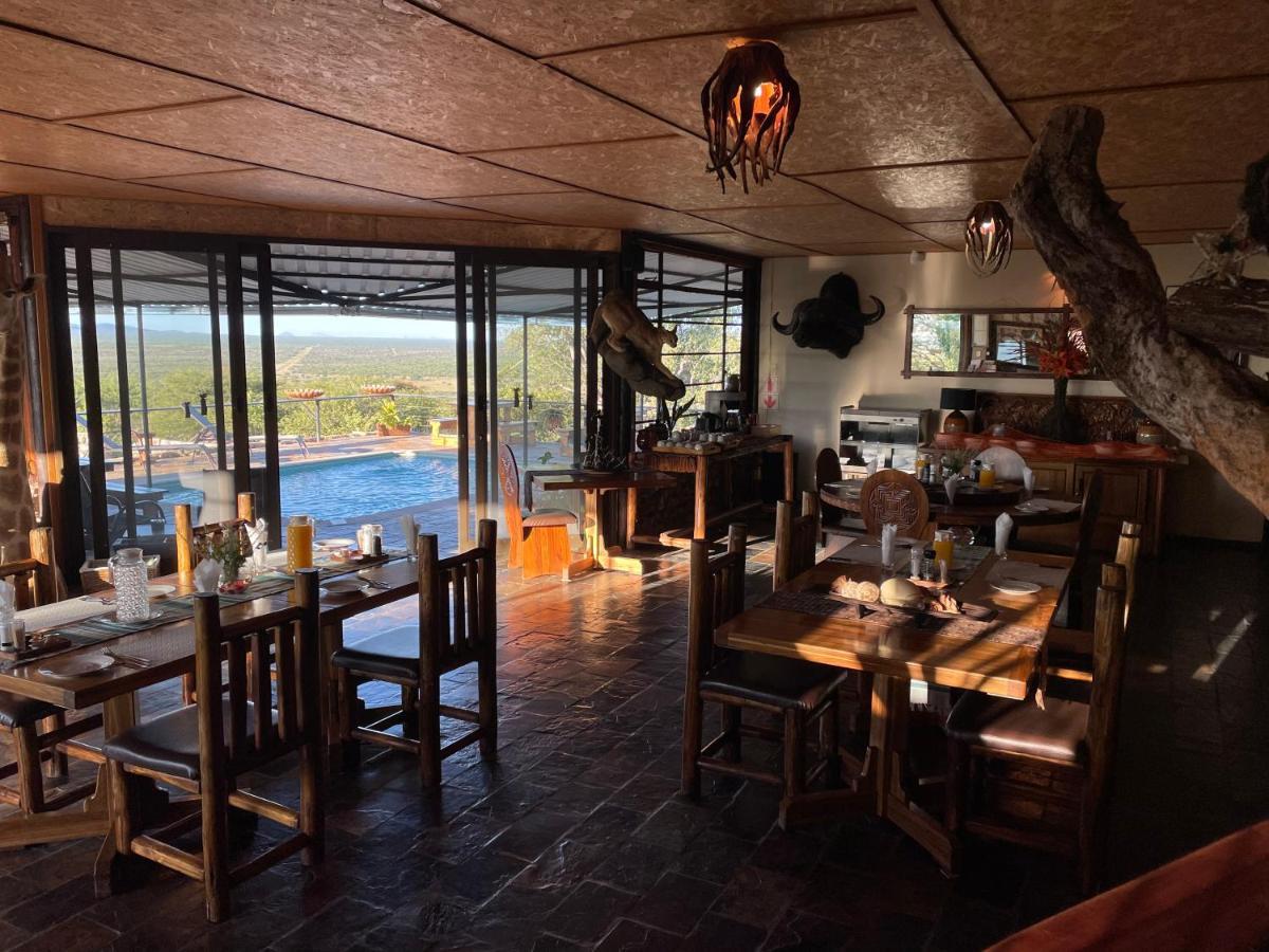 Aloegrove Safari Lodge Otjiwarongo Dış mekan fotoğraf